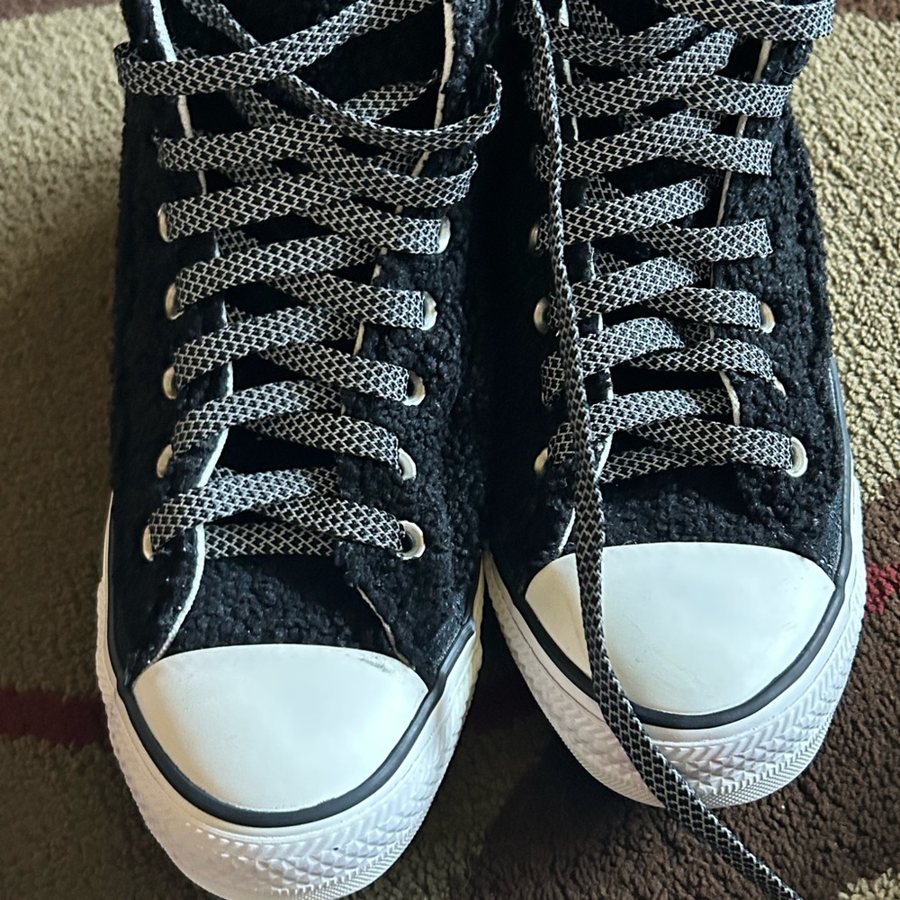 Converse Sherpa black size 8Mens 10W